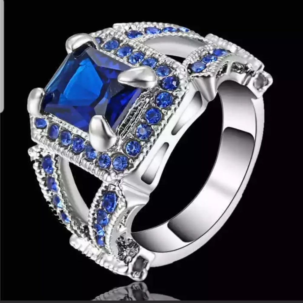 New Blue Elegant Wedding Ring - Picture 1 of 8